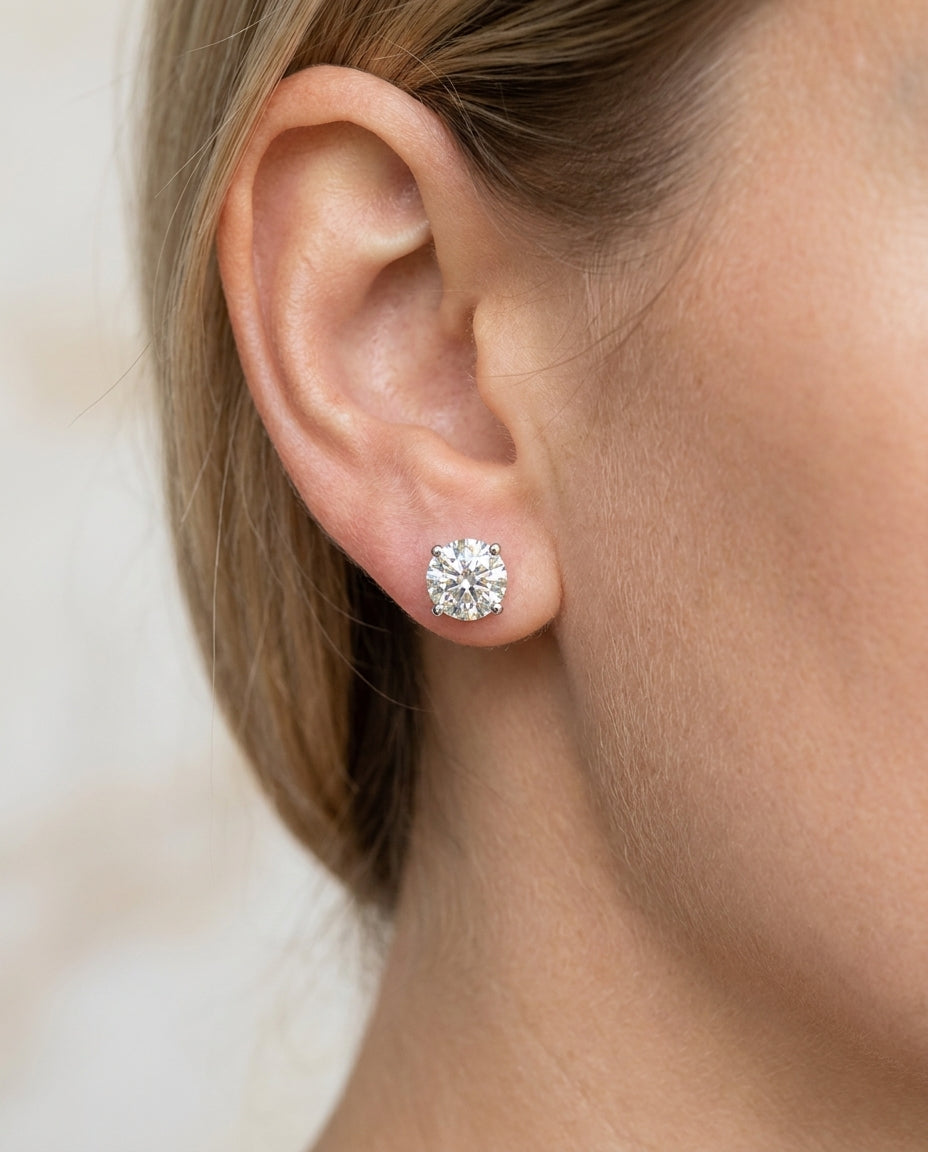 Round Diamond Earrings · E–F Colour — 14k White Gold